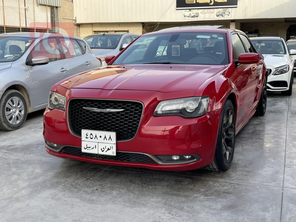 کرایسلەر 300